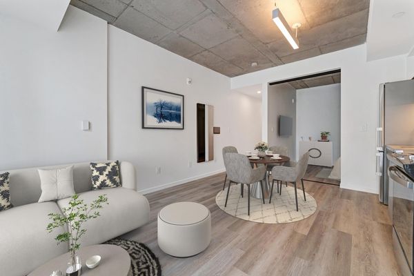 Canvas Lofts apartments are modern and elegant, with premium finishes and stylish fixtures